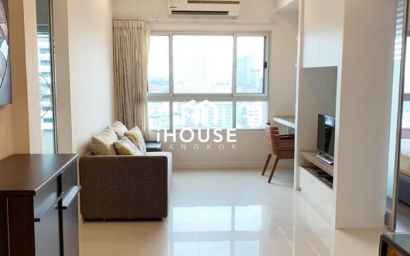 Q. House Condo Sathorn